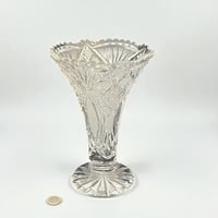Image 1 of Vase vintage en cristal de Bohème taillé - Vase trompette en cristal - Années 40 - 50