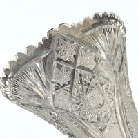 Image 7 of Vase vintage en cristal de Bohème taillé - Vase trompette en cristal - Années 40 - 50