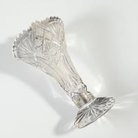 Image 8 of Vase vintage en cristal de Bohème taillé - Vase trompette en cristal - Années 40 - 50