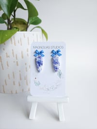 Image 2 of Faux Porcelain Daggers (S)