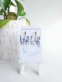 Image 2 of Faux Porcelain 3D Bows