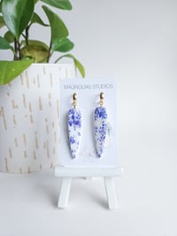 Image 2 of Faux Porcelain Spears