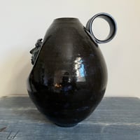 Image 3 of vases with faces i