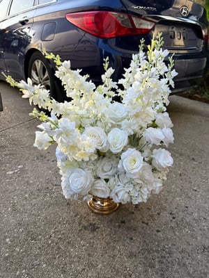Image of Flower centerpieces , Low centerpiece,  Silk flower 