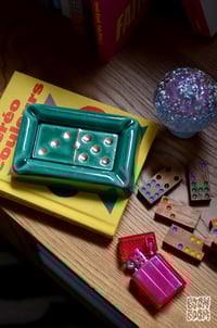 Image 2 of Cendrier domino