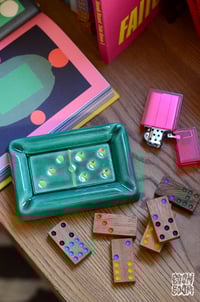 Image 4 of Cendrier domino