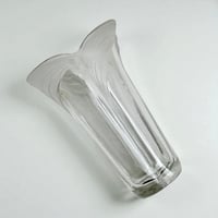 Image 6 of Vase japonais vintage 1950 – Verre dépoli motif muguet – HOYA Japan Glass