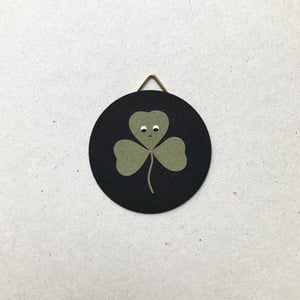 Image of Clover, mini paper cut