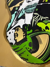 Image 2 of HEIST SAEKI (GREEN/GOLD)