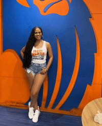 Pretty Women Graduate from Langston