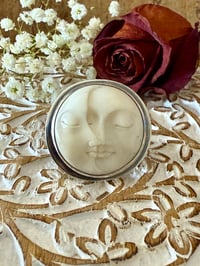 Image 22 of 'Un salut à l'amour' . Handmade statement sterling silver ring