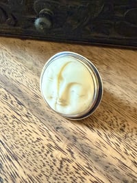 Image 12 of 'Un salut à l'amour' . Handmade statement sterling silver ring