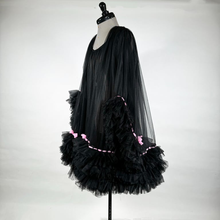 Baby Doll Nightie and Robe Set, Nylon Chiffon, Black and Pink  Image 10