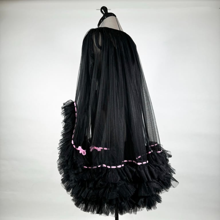 Baby Doll Nightie and Robe Set, Nylon Chiffon, Black and Pink  Image 16