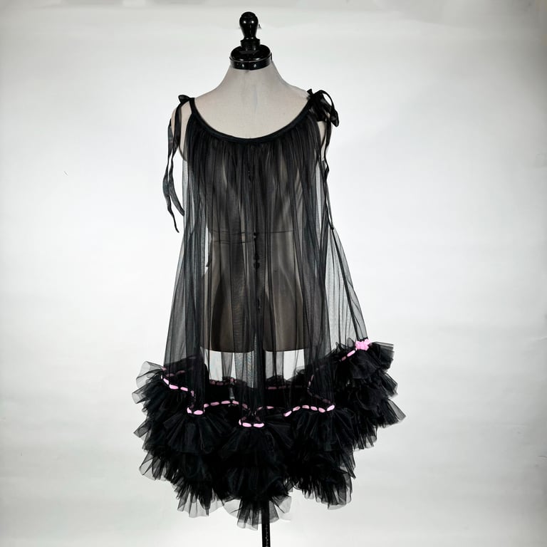 Baby Doll Nightie and Robe Set, Nylon Chiffon, Black and Pink  Image 18
