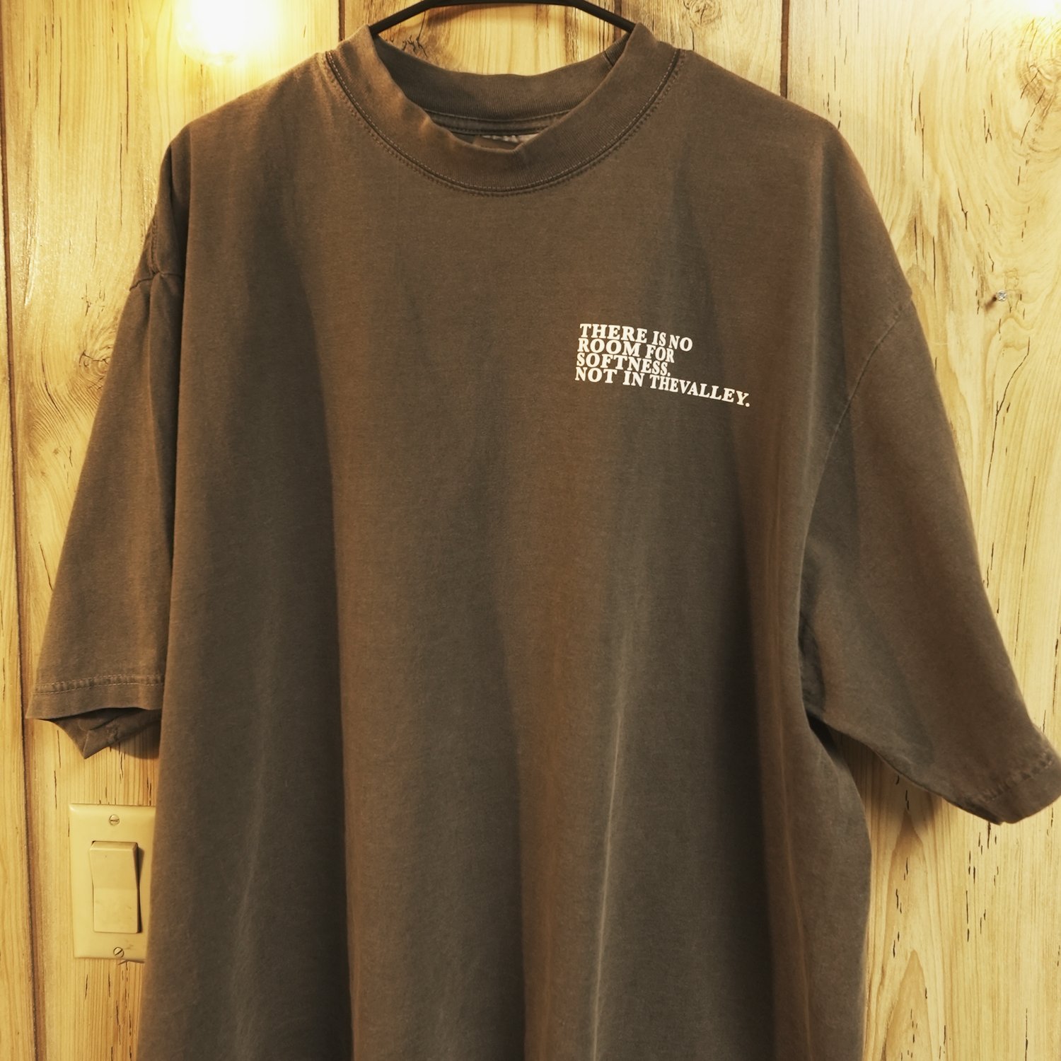 Image of VALLEY CLUB WOLVES TEE