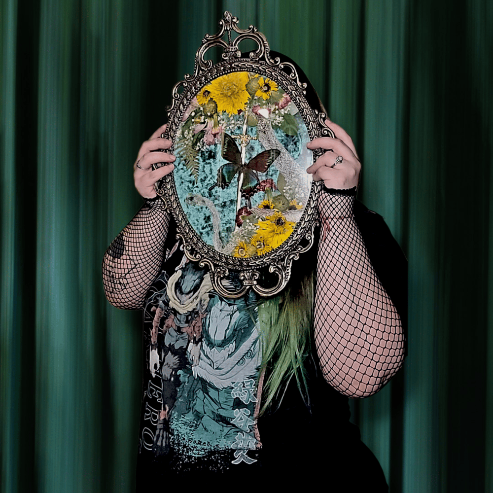 Image of The shield maidens crest