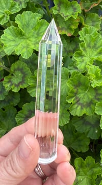 Image 2 of HIMALAYAN QUARTZ PRECISION CUT VOGEL, WAND