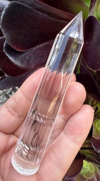 Image 3 of HIMALAYAN QUARTZ PRECISION CUT VOGEL, WAND