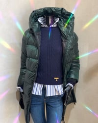 Image 1 of PLUMAS CORTO VERDE