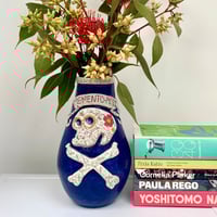 Image 2 of 'Momento Mori' Vase