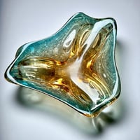 Image 2 of Grand vide-poche Sommerso en verre bleu jaune - Murano Venise  Artisanat d'Art 1970