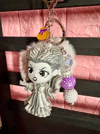 Image 2 of Hocus pocus Keychain β¨