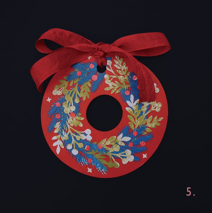 Image of 2025 - Collage Wreaths