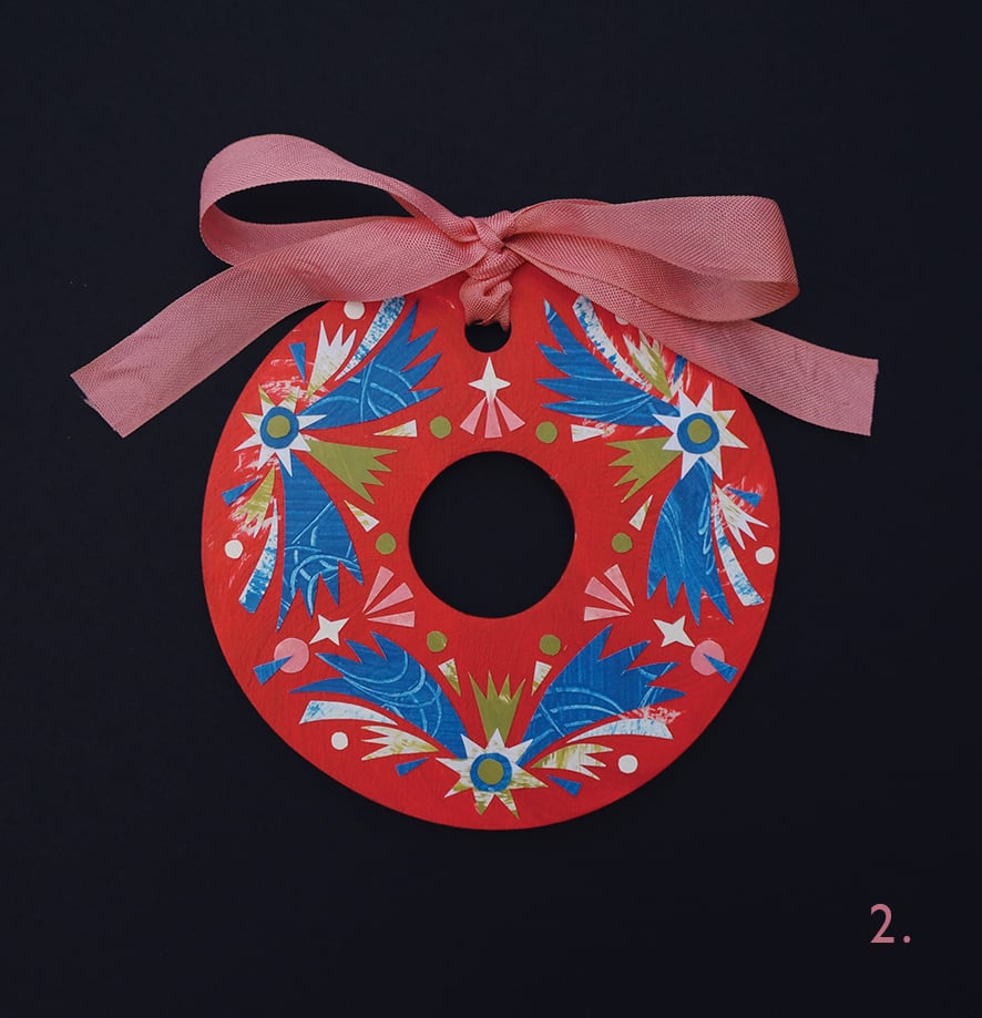 Image of 2025 - Collage Wreaths