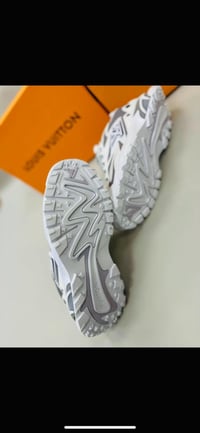 Image 5 of Mens Luis Vutton Trainer(1:1)