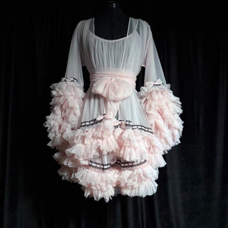 Baby Doll Nightie and Robe Set, Nylon Chiffon, Black and Pink  Image 20