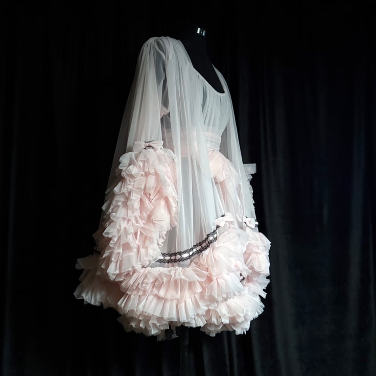 Baby Doll Nightie and Robe Set, Nylon Chiffon, Black and Pink  Image 3