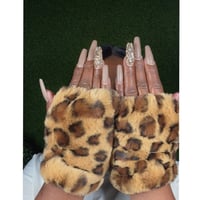 Image 7 of Kimora Fur fingerless gloves 