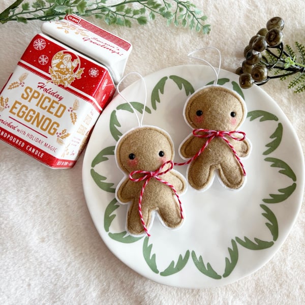 Image of Mini gingerbread decorations 