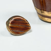 Image 8 of Ancien pichet en céramique marron avec bouchon forme tonneau Sarreguemines 1940