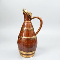 Image 1 of Ancien pichet en céramique marron avec bouchon forme tonneau Sarreguemines 1940
