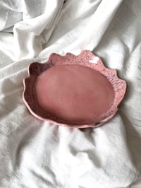 Talerz Fala różowy