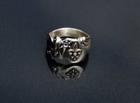 Image 4 of Fleur De Lis Signet Ring