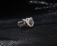 Image 6 of Fleur De Lis Signet Ring