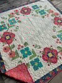 Image 1 of Laurel Wreath Quilt