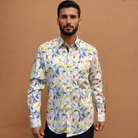 Camisa acuarela rosas y amarillos