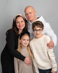 Image 5 of Holiday Mini  - Studio - 11:20 Nov. 9th Sunday