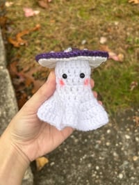 Image 4 of Mushroom Ghost