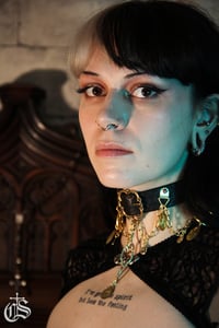 Image 2 of Choker "Mater Dei"
