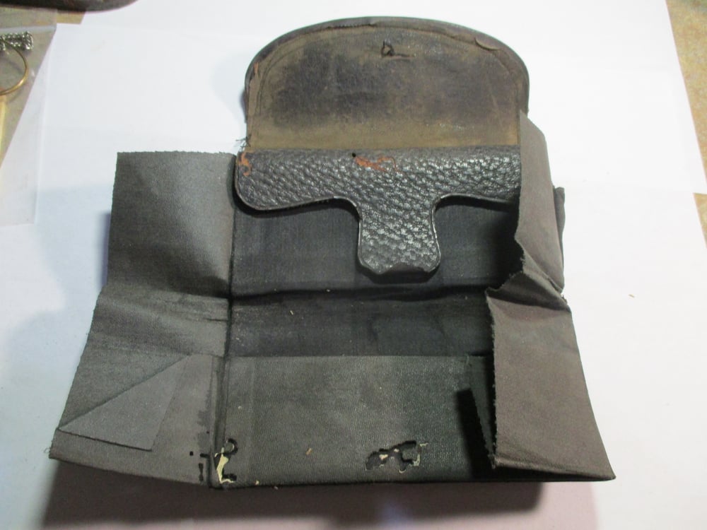 #179-CIVIL WAR SALE: ORIGINAL WALLET FROM THE CIVIL WAR ERA OFFERED IN THIS SALE