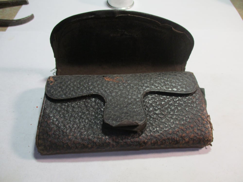 #179-CIVIL WAR SALE: ORIGINAL WALLET FROM THE CIVIL WAR ERA OFFERED IN THIS SALE