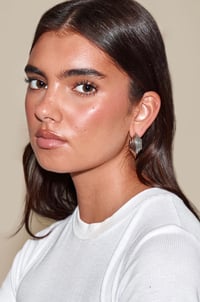 Image 2 of PRETTY LITTLE THING- SILVER CHUNKY RIBBED HOOP EARRINGS