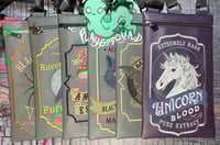 Image 3 of Black Cat Hisses Crossbody