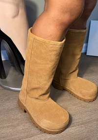 Image 1 of Trata boots