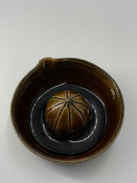 Image 5 of lemon juicer